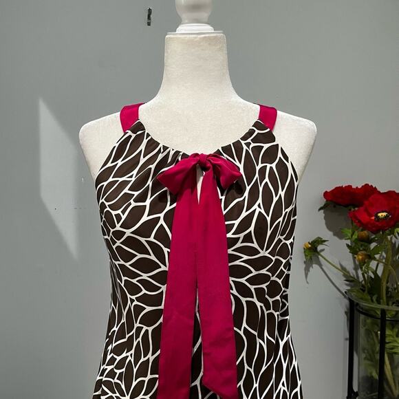 NEW Ann Taylor Silk Classic Keyhole Bow Spiral Flower Sleeveless Two Tone Top 4 - Picture 2 of 16